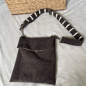 Pallas Crossbody Adjustable Brown Strap Lightweight Shoulder Bag